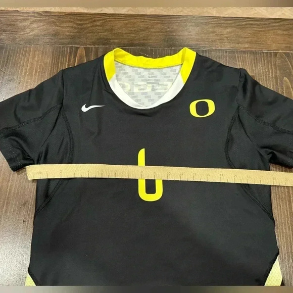 Oregon Ducks Volleyball  Jersey Short Sleeve Jersey - Picture 7 of 8